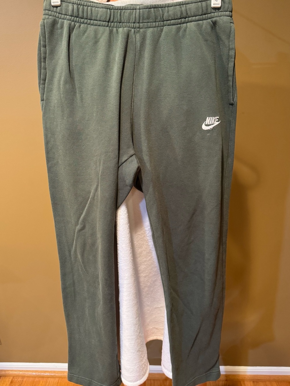 Nike Men’s Olive Jogger Sweatpants with White Logo